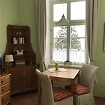 Herrenhaus App.1 Апартаменты *