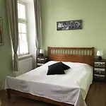 Herrenhaus App.1 Апартаменты Blengow