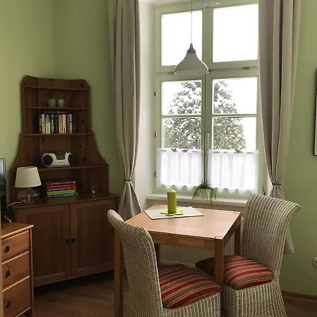 Herrenhaus App.1 Apartman *