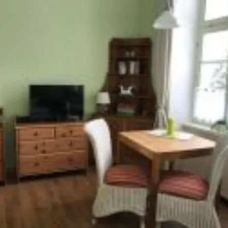 Herrenhaus App.1 アパート *